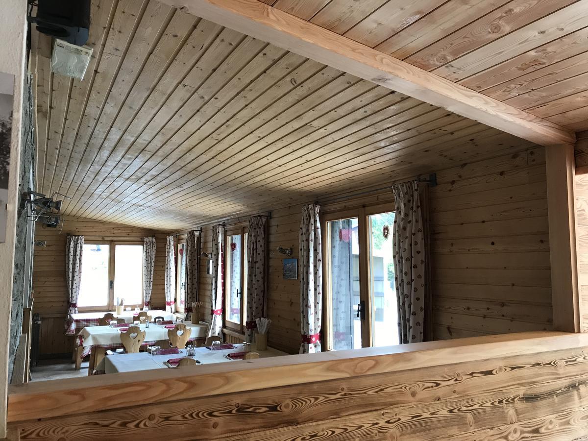 Hotel Sasso Nero Chiesa in Valmalenco Exteriér fotografie